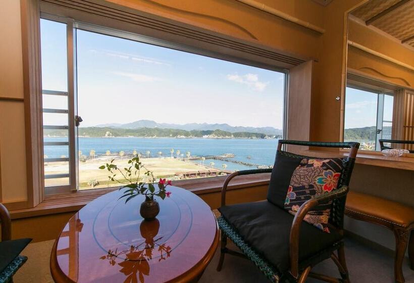 Отель Hana Irodori No Yado Kayuu