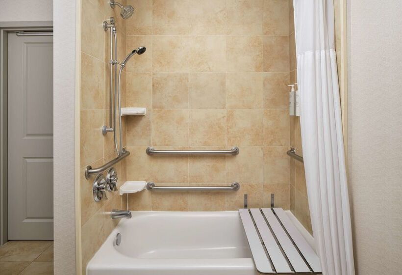 فندق Hilton Garden Inn El Paso Airport