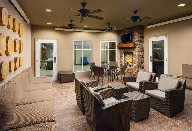 فندق Hilton Garden Inn El Paso Airport