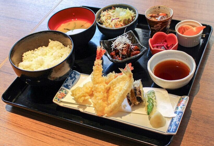 Hotel Katsuyama Premiere