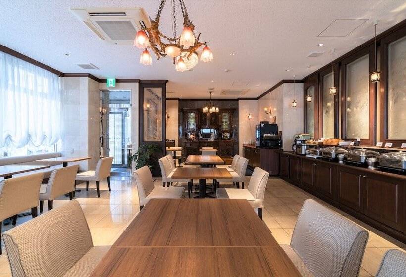 Hotel Katsuyama Premiere