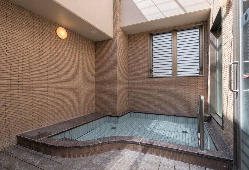 Hotel Katsuyama Premiere