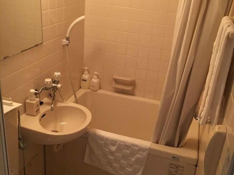 فندق Kokusai Plaza