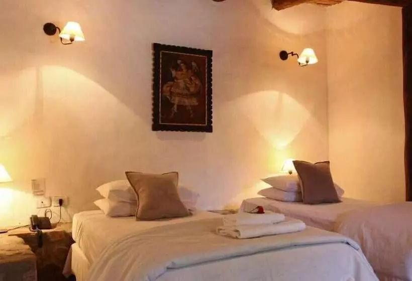 בית מלון כפרי Posada Con Los Angeles