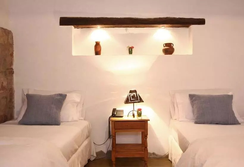 בית מלון כפרי Posada Con Los Angeles