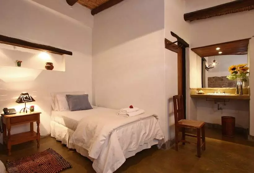 בית מלון כפרי Posada Con Los Angeles