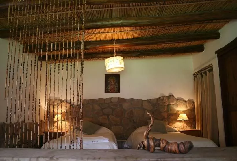 בית מלון כפרי Posada Con Los Angeles