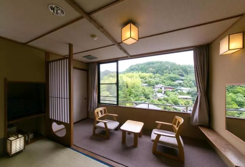 Отель Komatsuya Hachinobou