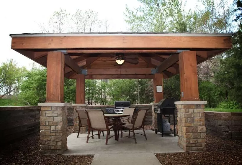 酒店 Staybridge Suites Columbia Highway 63 & I 70, An Ihg