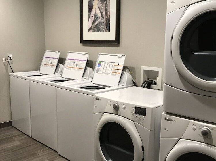 בית מלון כפרי Staybridge Suites Columbia Highway 63 & I 70, An Ihg