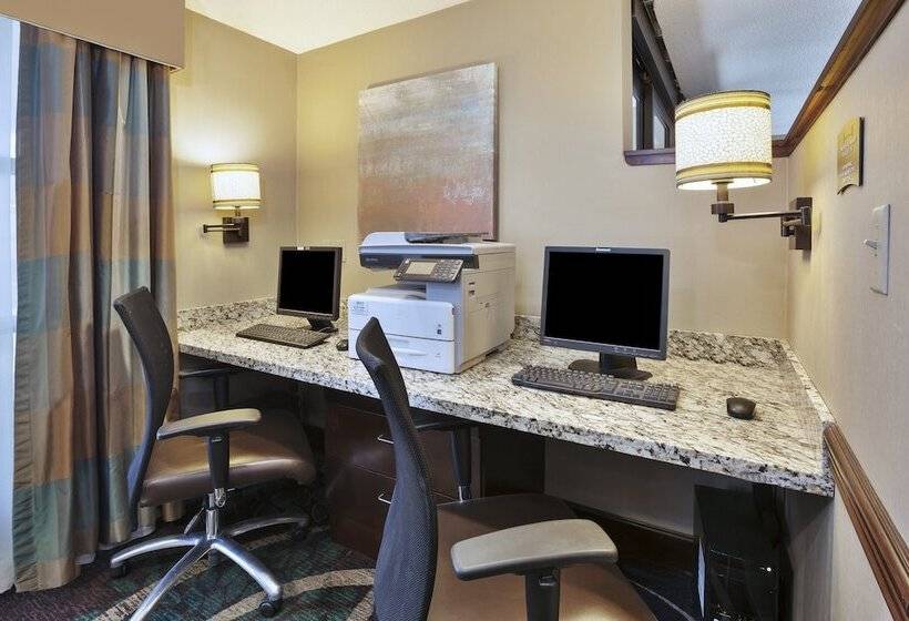 בית מלון כפרי Staybridge Suites Columbia Highway 63 & I 70, An Ihg