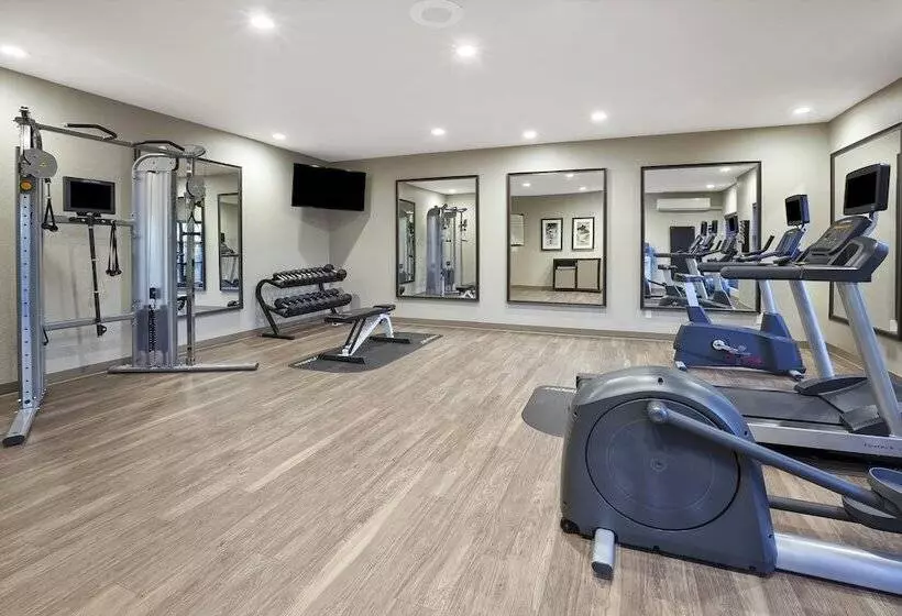 酒店 Staybridge Suites Columbia Highway 63 & I 70, An Ihg