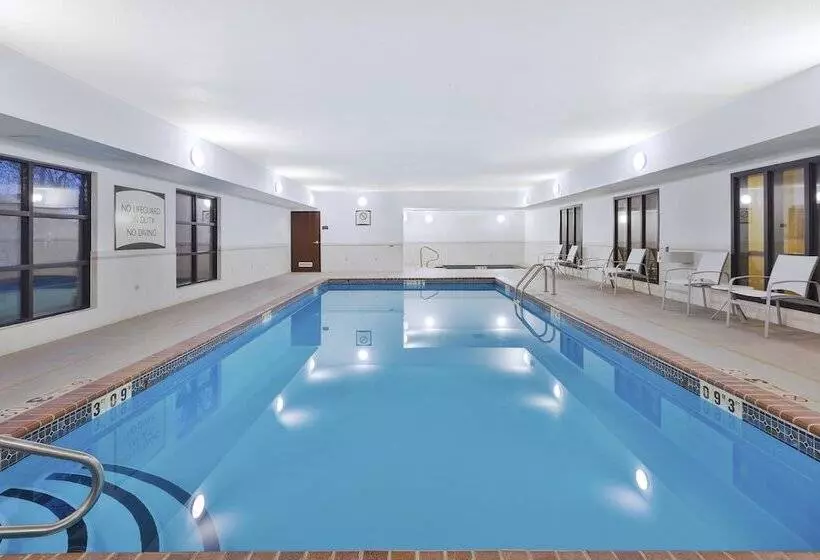 酒店 Staybridge Suites Columbia Highway 63 & I 70, An Ihg