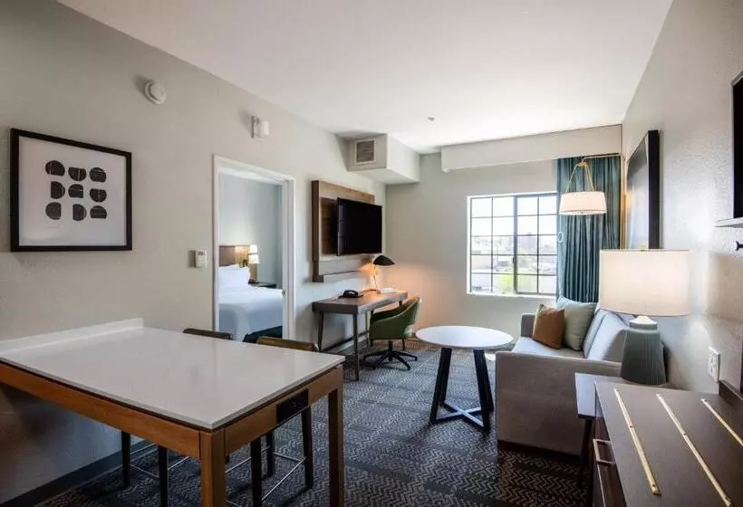 ホテル Staybridge Suites Phoenix Glendale Sports Dist, An Ihg