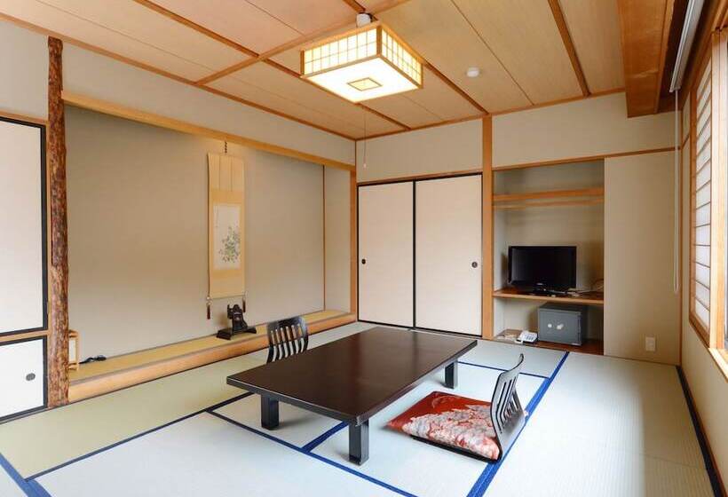 Nakamatsuya Ryokan