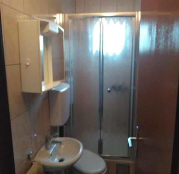 Apartments And Rooms Nediljko