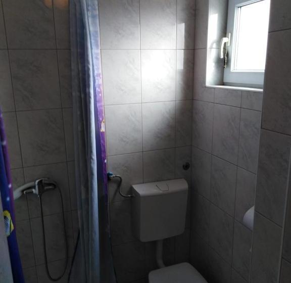 Apartments And Rooms Nediljko