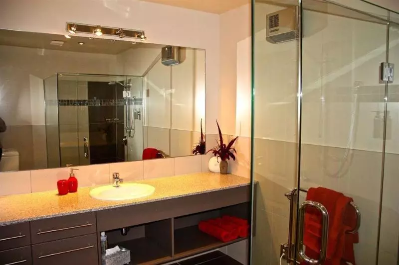 住宿加早餐 Dock Bay Lodge