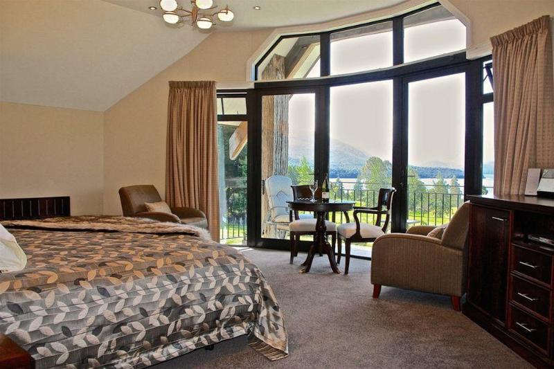 Bed and Breakfast Dock Bay Lodge