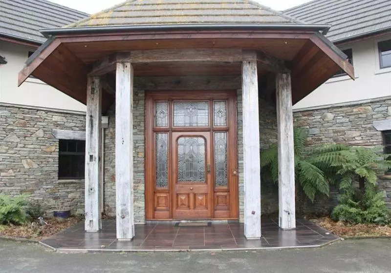 住宿加早餐 Dock Bay Lodge