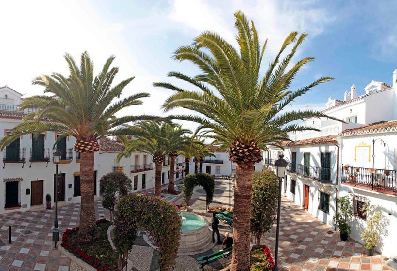 Doce Lunas Beauchic Hotel