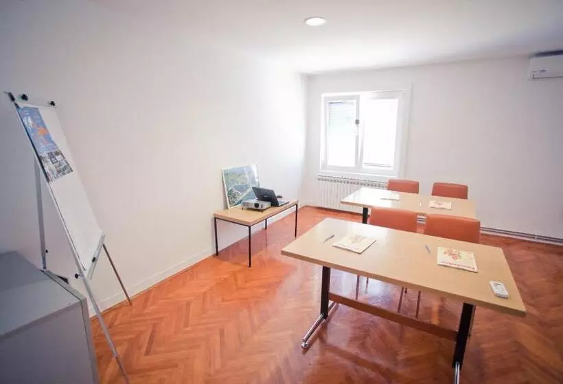 Hi Hostel Zadar