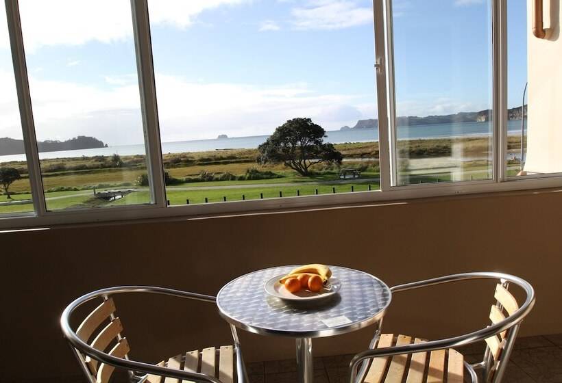 Admiralty Lodge Motel