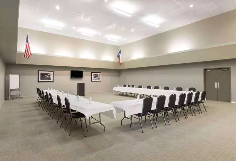 酒店 Baymont By Wyndham Columbus