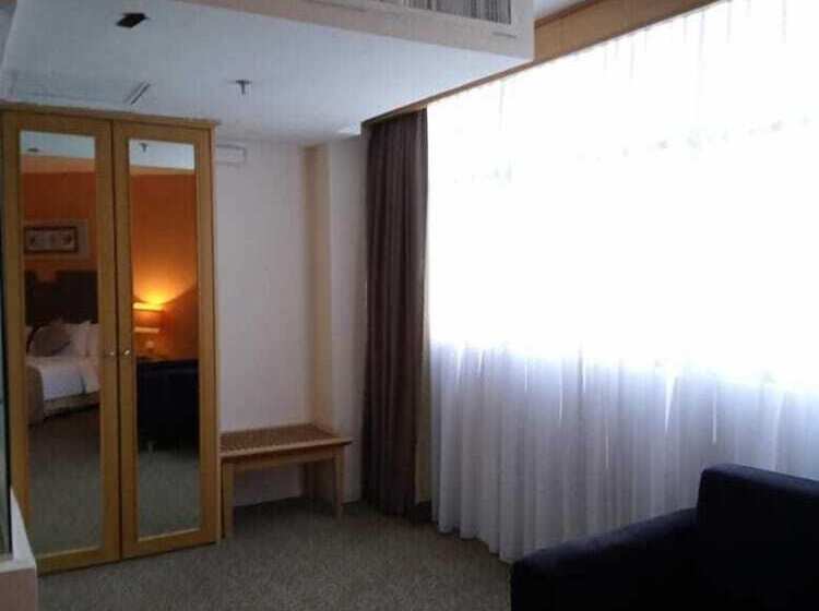 酒店 Grand Barakah