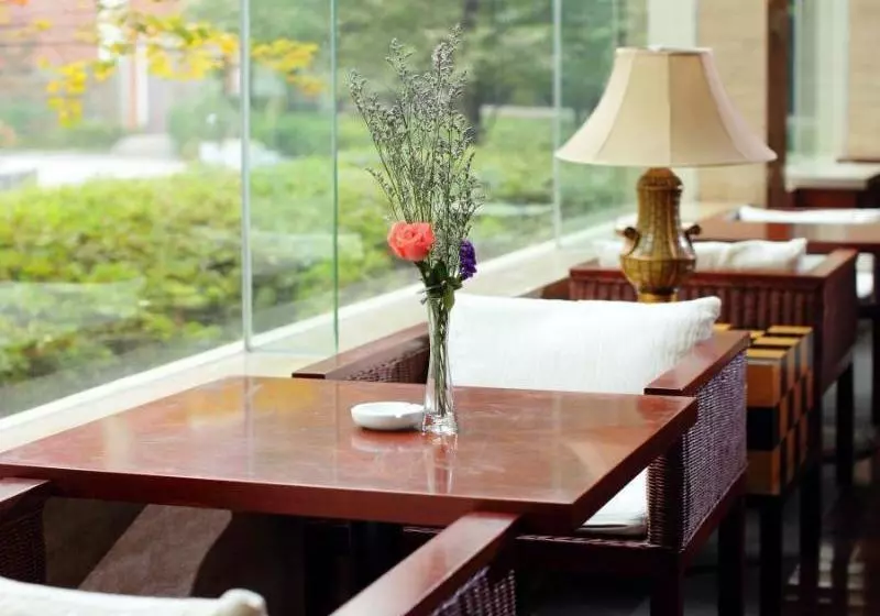 호텔 Holiday Inn Lushan