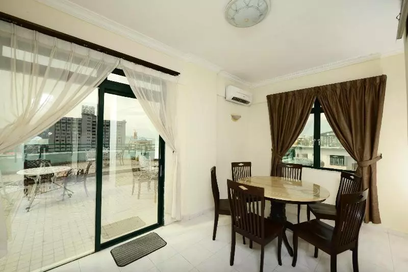 ホテル Holiday Apartment At Kondo Istana