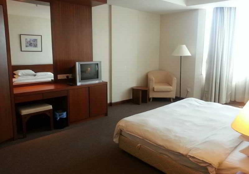 Отель Krystal Suites Penang