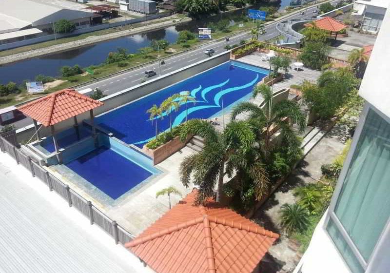 Отель Krystal Suites Penang