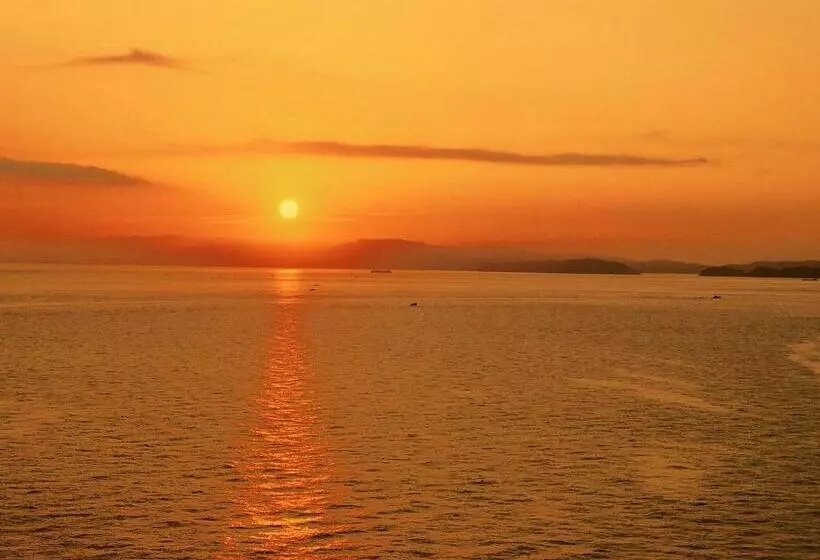 Отель New Awaji