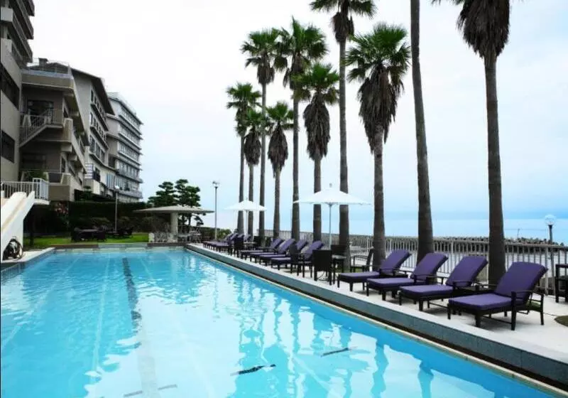 Отель New Awaji