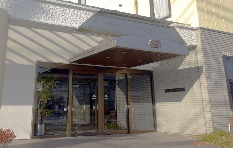 בית מלון כפרי Pearl City Hachinohe