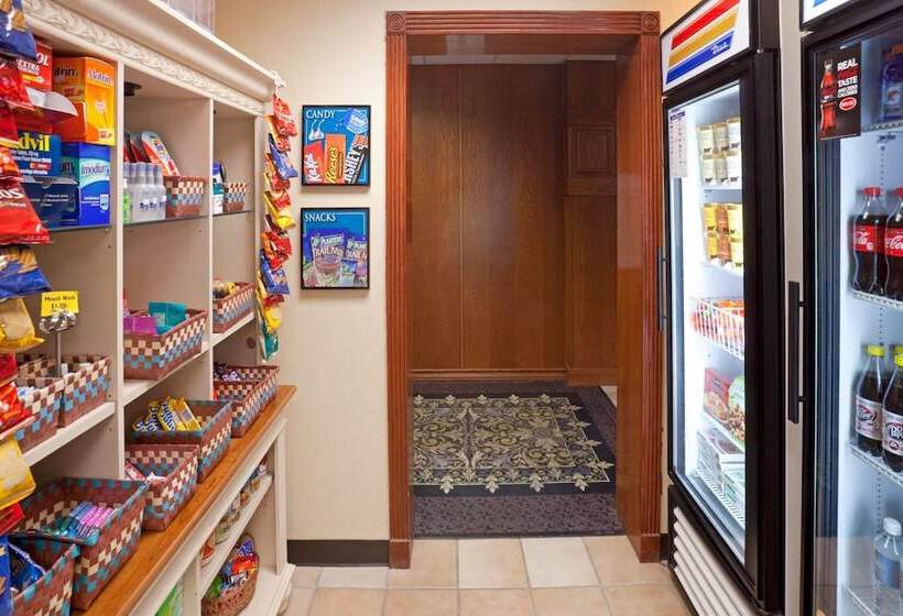 בית מלון כפרי Staybridge Suites Lubbock   University Area, An Ihg