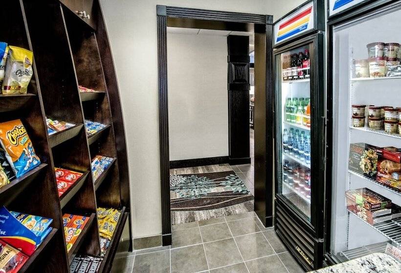 בית מלון כפרי Staybridge Suites Lubbock   University Area, An Ihg