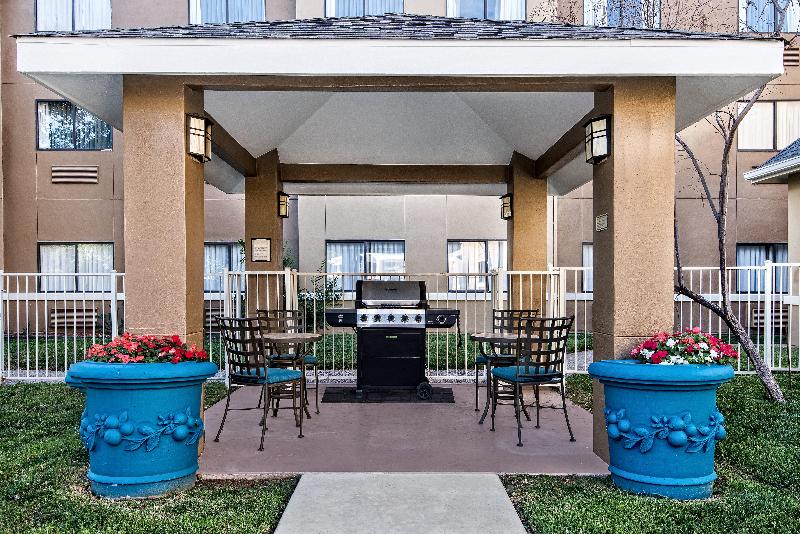 בית מלון כפרי Staybridge Suites Lubbock   University Area, An Ihg