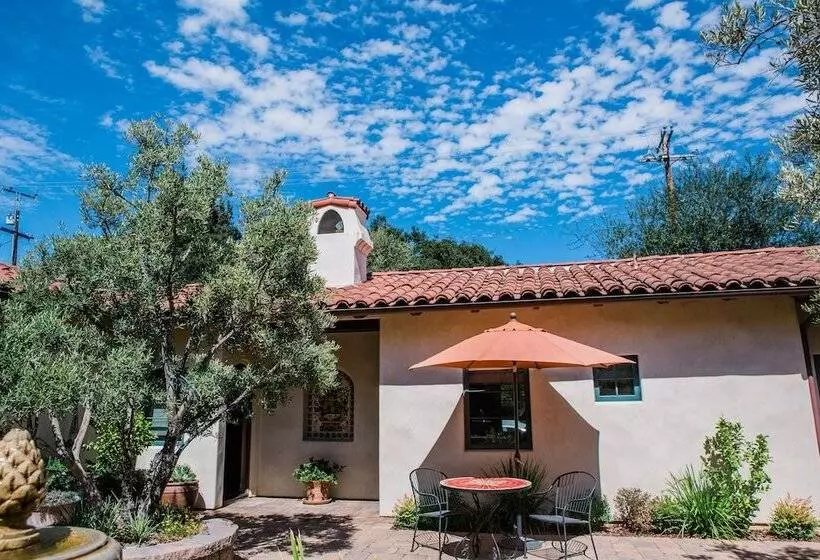 Отель Su Nido Inn