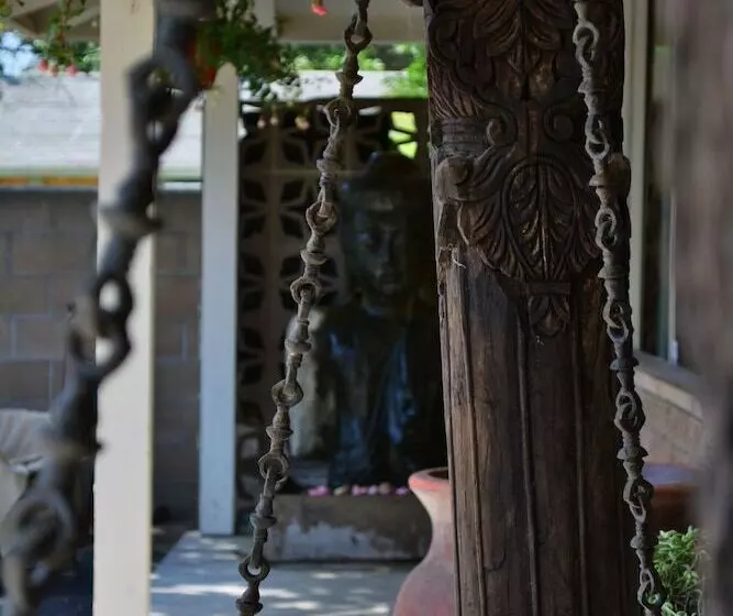 Отель Su Nido Inn