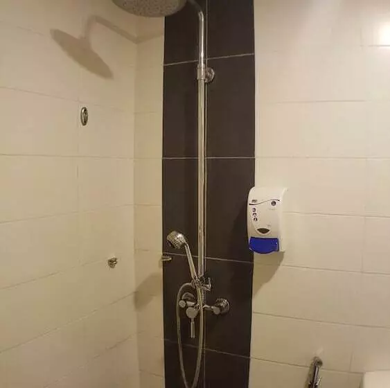 Super 8 Hotel @ Georgetown