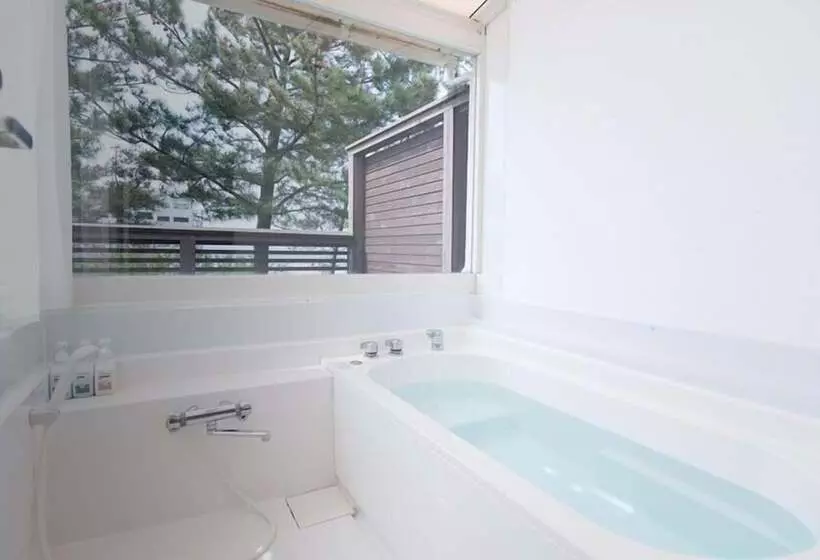 호텔 Takamiya Yunohama Terrace Seiyou Saryo