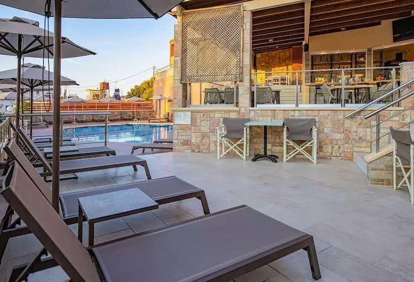 酒店 Theos Village Apartments