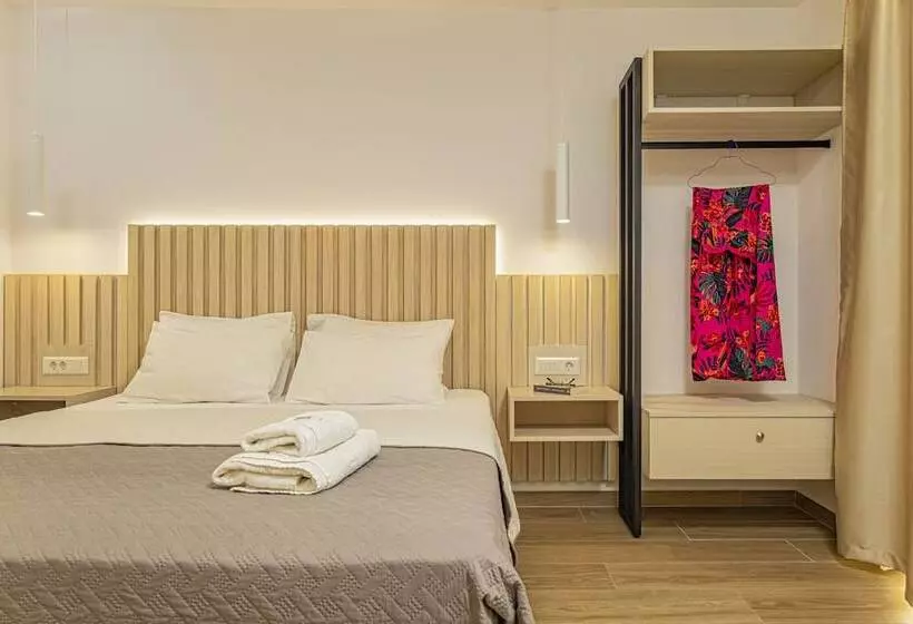 酒店 Theos Village Apartments