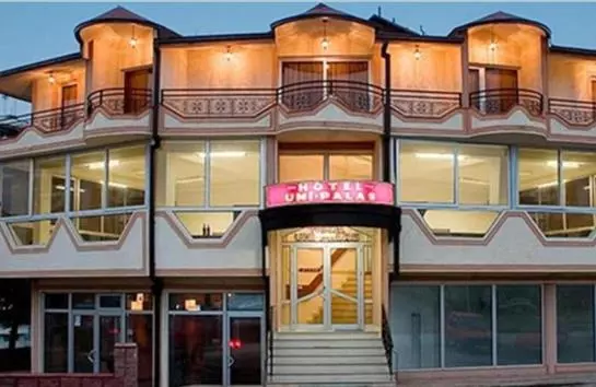 هتل Uni Palas Kavadarci