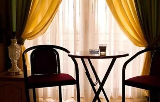 هتل Uni Palas Kavadarci