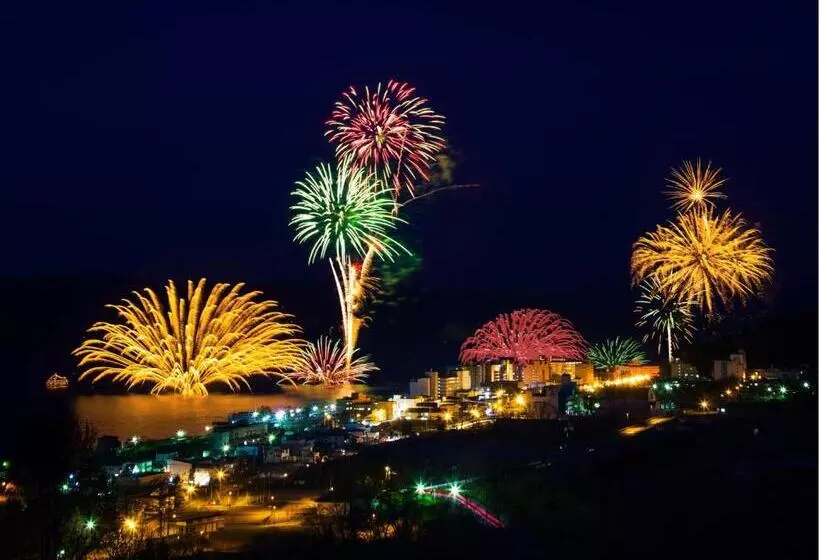 Отель Yutorelo Toyako