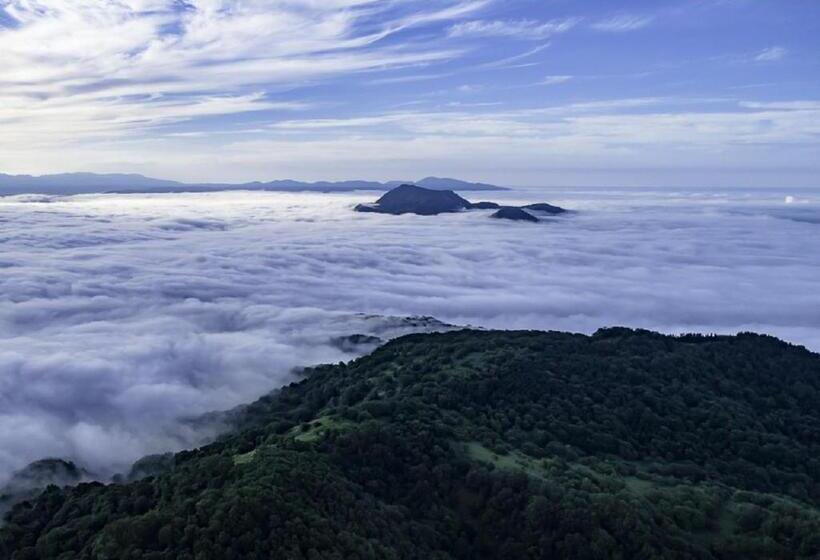 Отель Yutorelo Toyako