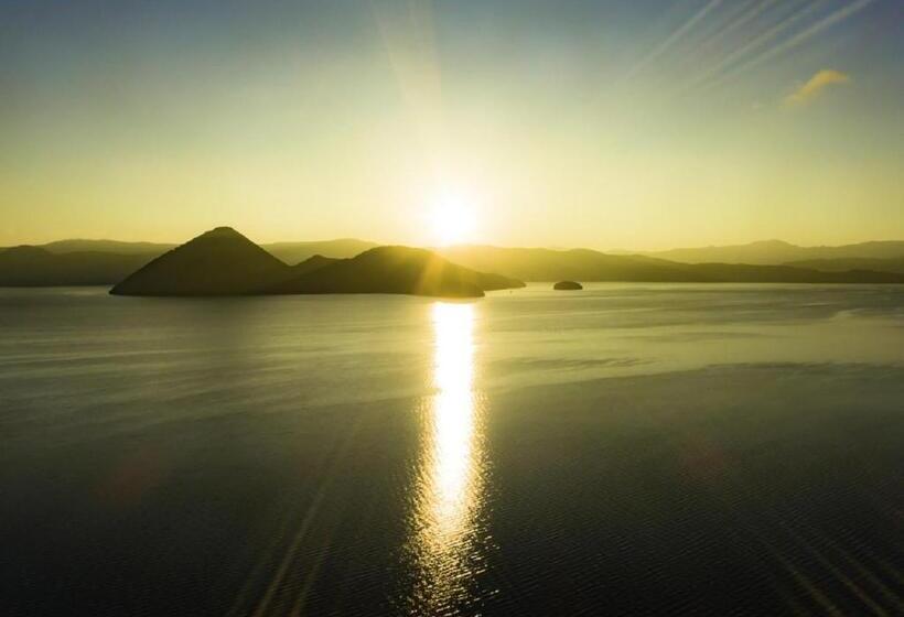 Отель Yutorelo Toyako